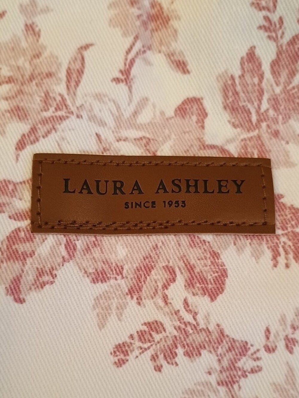 NWOT Laura Ashley Pink Floral "Annalise" Chef Apron - Picture 5 of 8